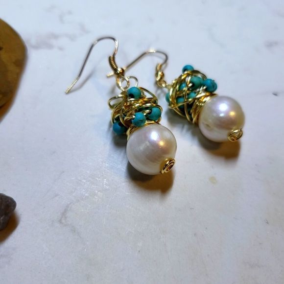 Handmade new earrings natural freshwater pearls and turquoise gold filled - Picture 2 of 6